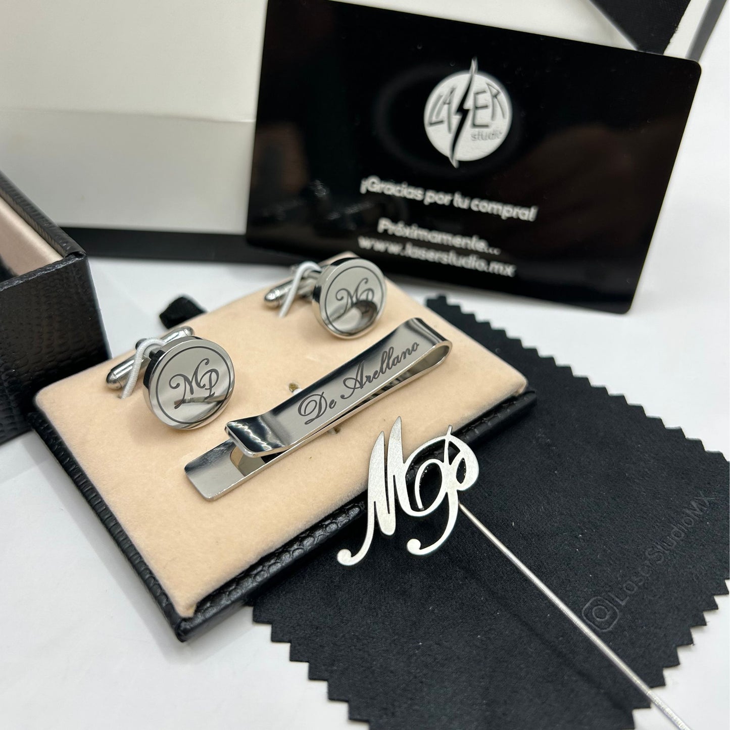 Paquete Premium de Mancuernillas, Boutonnier y Pisa Corbata Personalizado