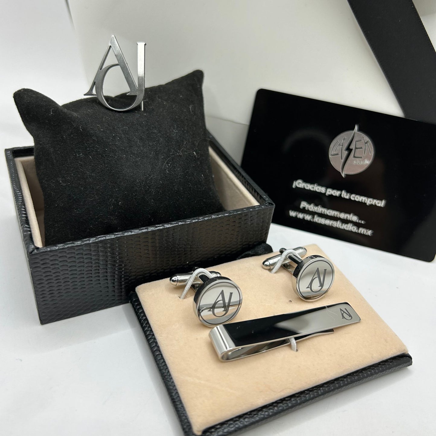 Paquete Premium de Mancuernillas, Boutonnier y Pisa Corbata Personalizado