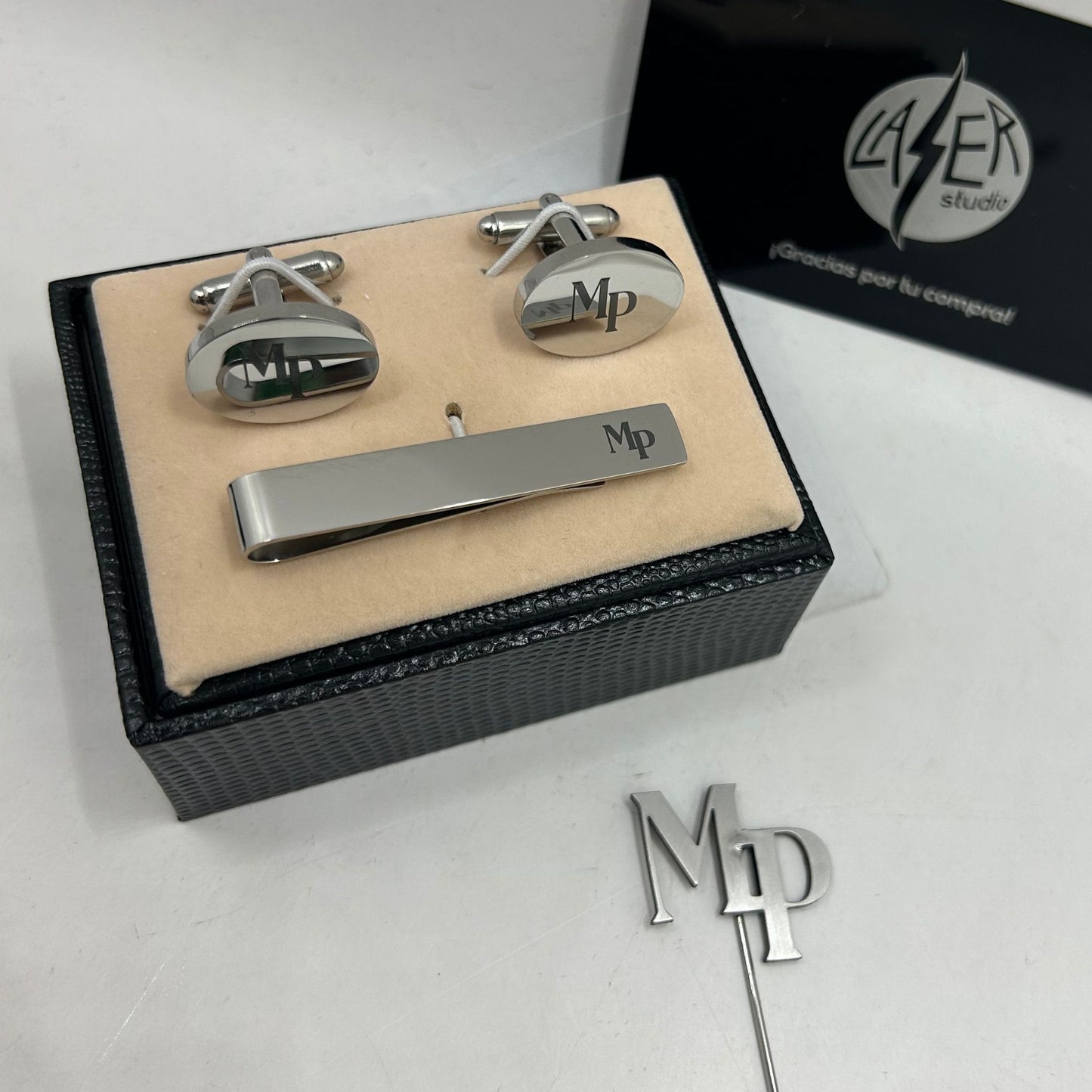 Paquete Premium de Mancuernillas, Boutonnier y Pisa Corbata Personalizado