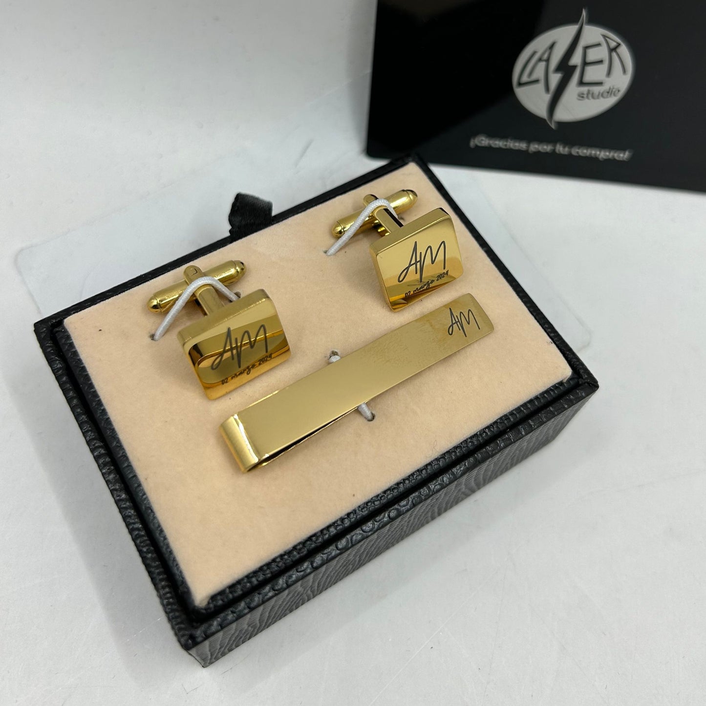 Set de Mancuernillas y Pisa Corbata Personalizados