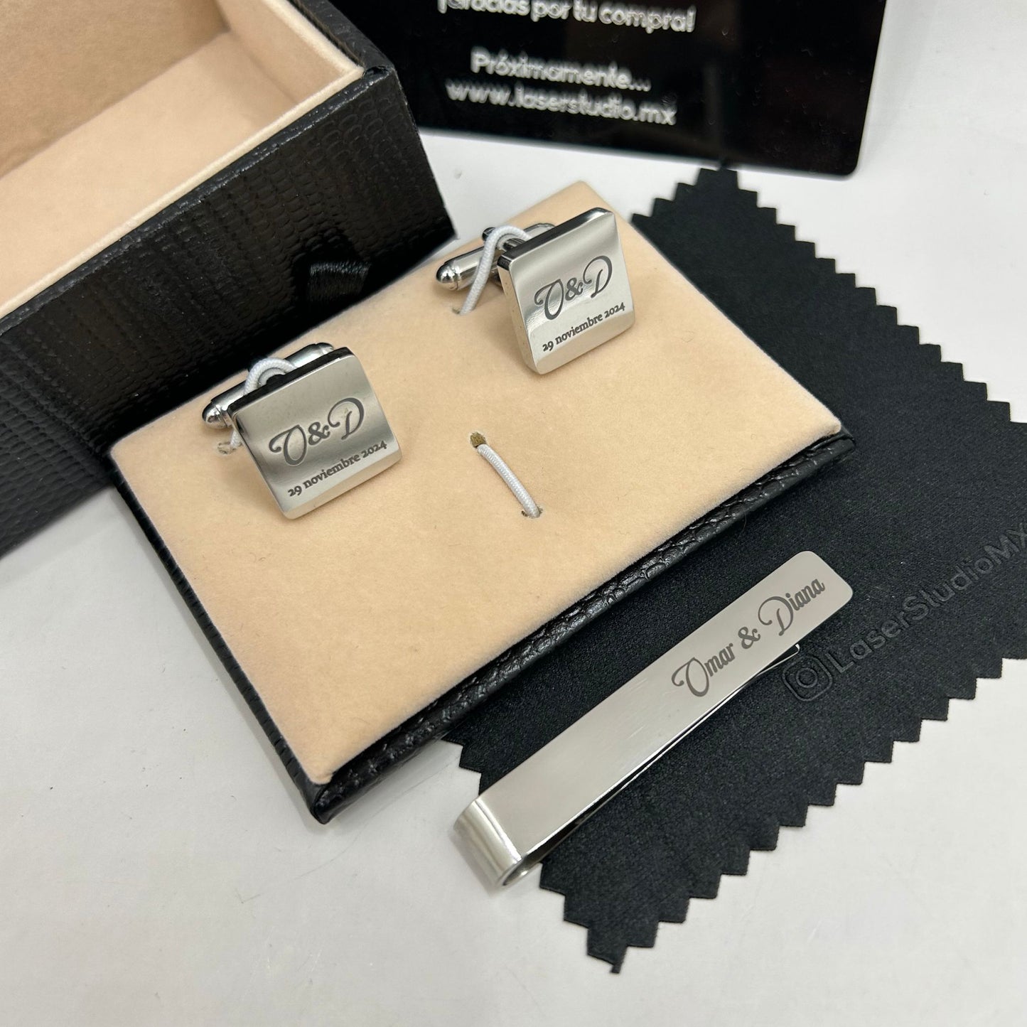Set de Mancuernillas y Pisa Corbata Personalizados