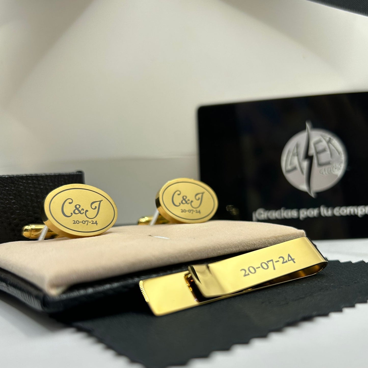 Set de Mancuernillas y Pisa Corbata Personalizados