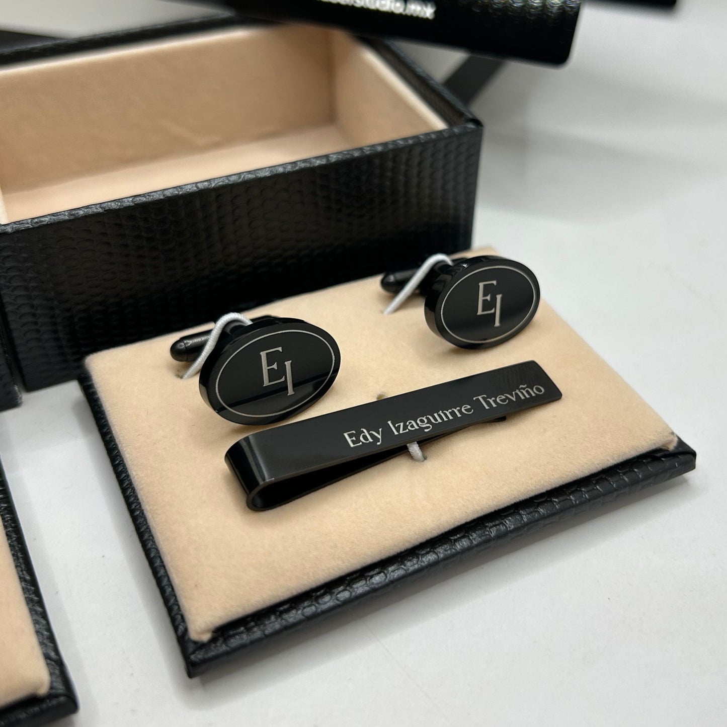 Set de Mancuernillas y Pisa Corbata Personalizados
