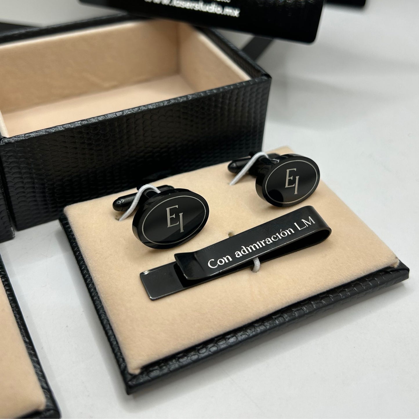 Set de Mancuernillas y Pisa Corbata Personalizados
