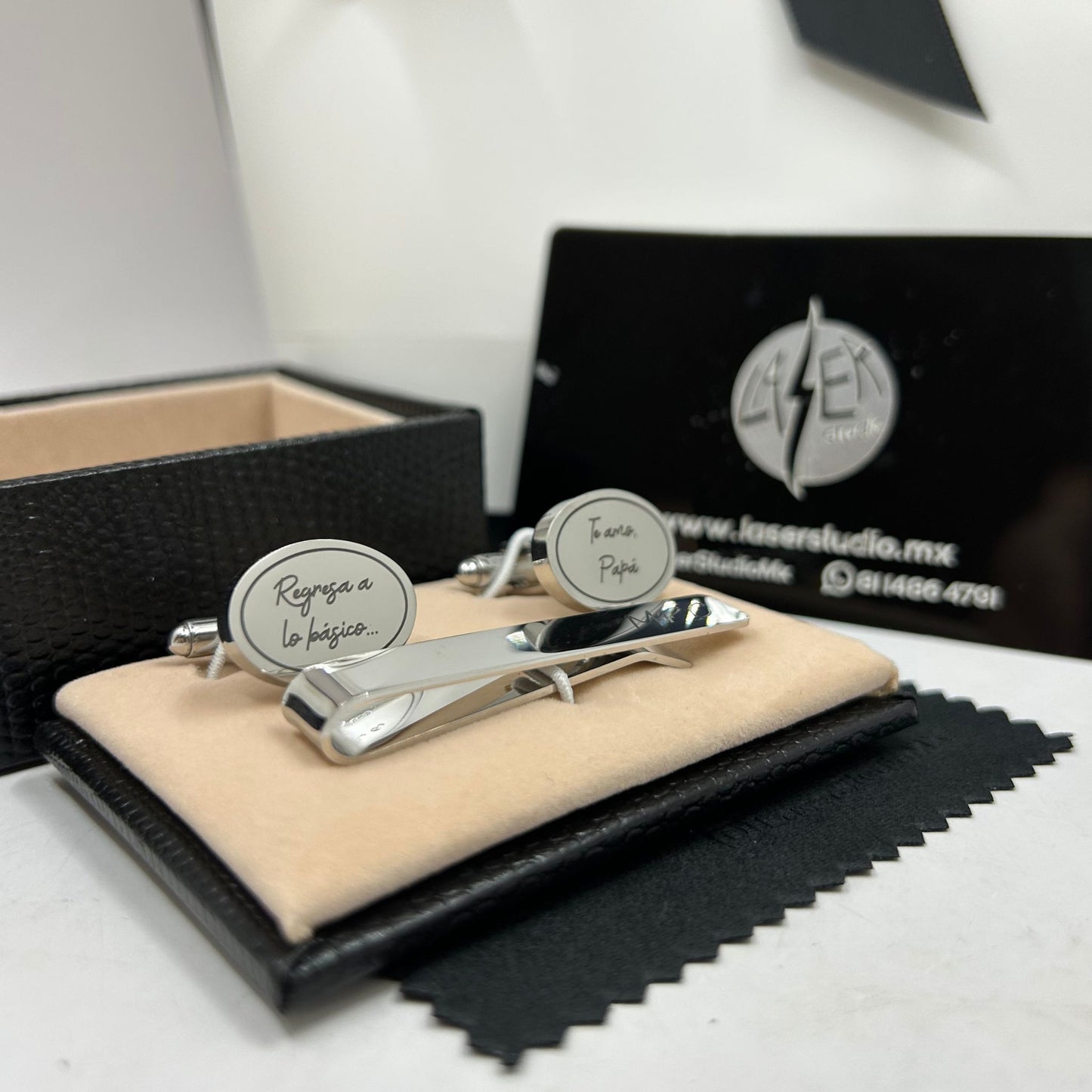 Set de Mancuernillas y Pisa Corbata Personalizados