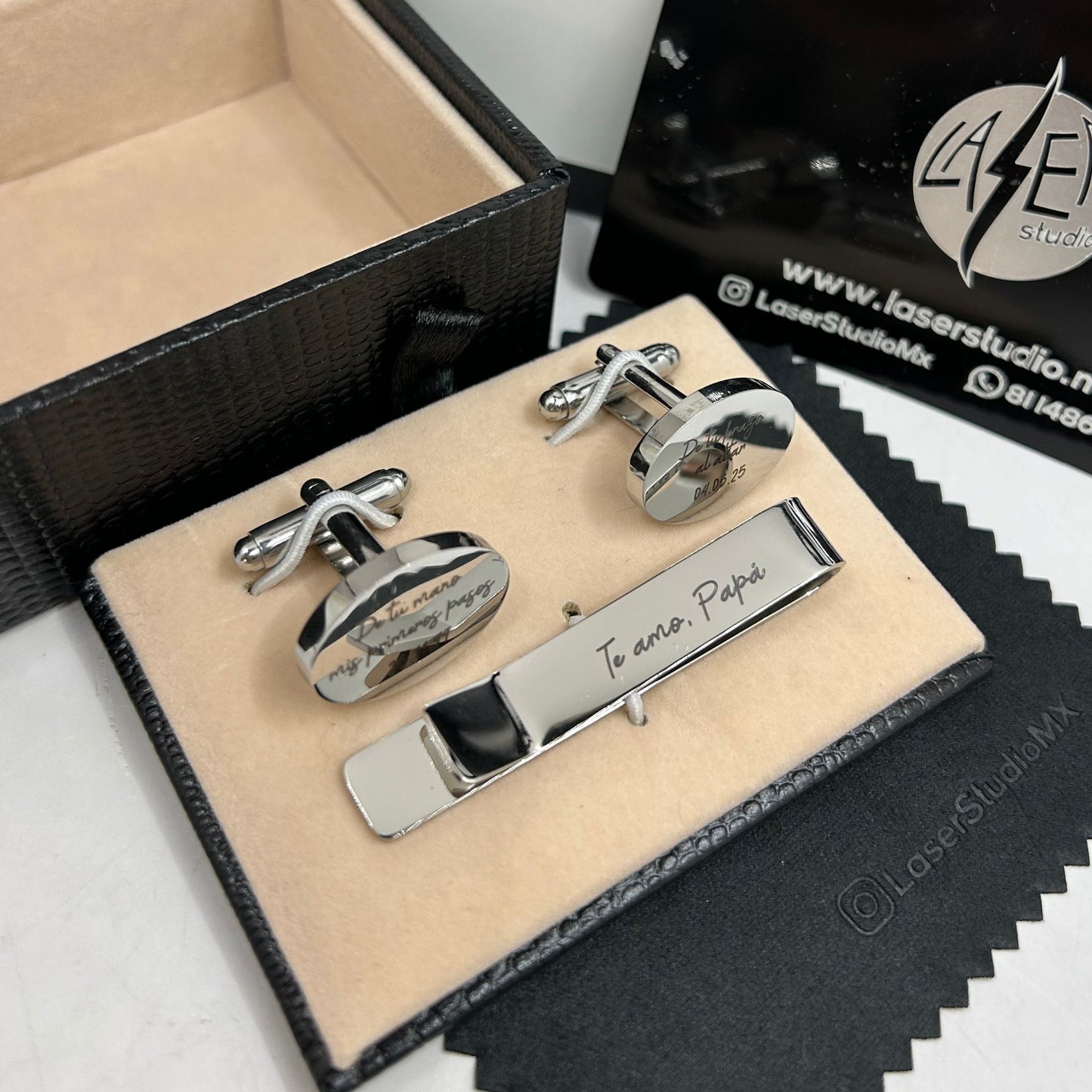 Set de Mancuernillas y Pisa Corbata Personalizados