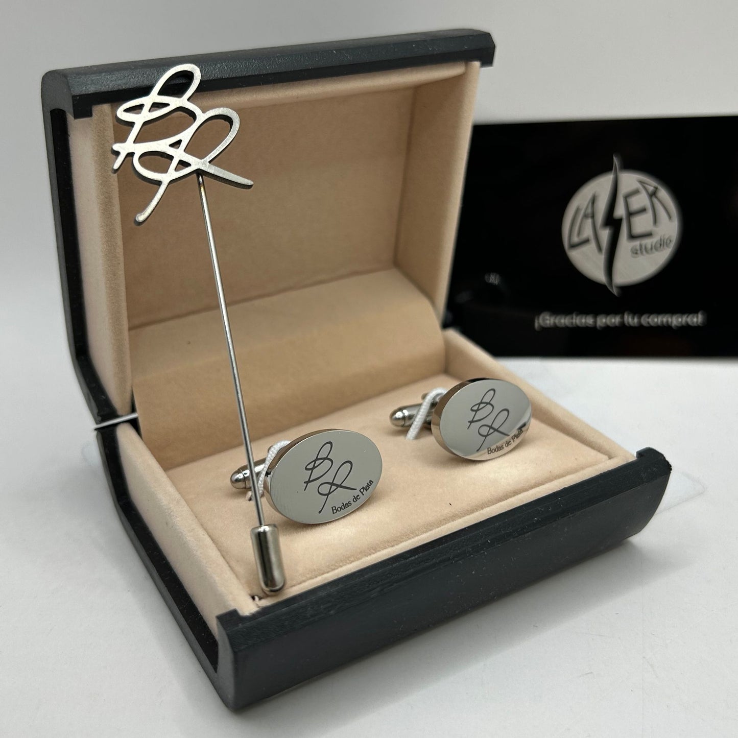 Mancuernillas personalizadas con Boutonnier